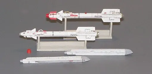 Resinová sada Plus Model AL4009 raketa R-73 AA-11 Archer v měřítku 1/48 s fotolepty a obtisky