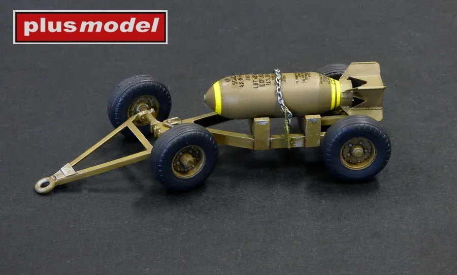 3D tištěný set Plus Model AL3017 pumový vozík Mk II s bombou 500 lb v měřítku 1/32
