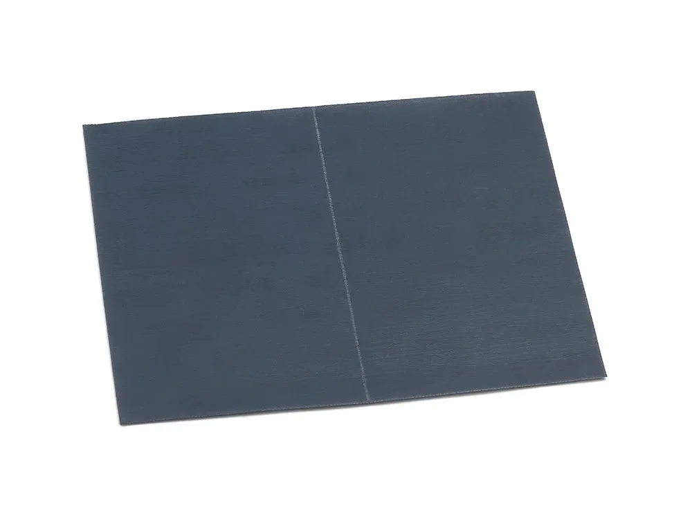 Arch brusné tkaniny Tamiya 87235 Sanding Cloth #3000 o rozměru 170 × 130 mm