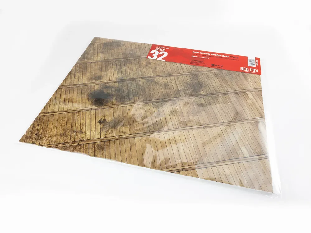 Výstavní podložka Red Fox Studio RFSDB-32007 1/32 s potiskem hnědých dřevěných prken, 380 × 320 mm