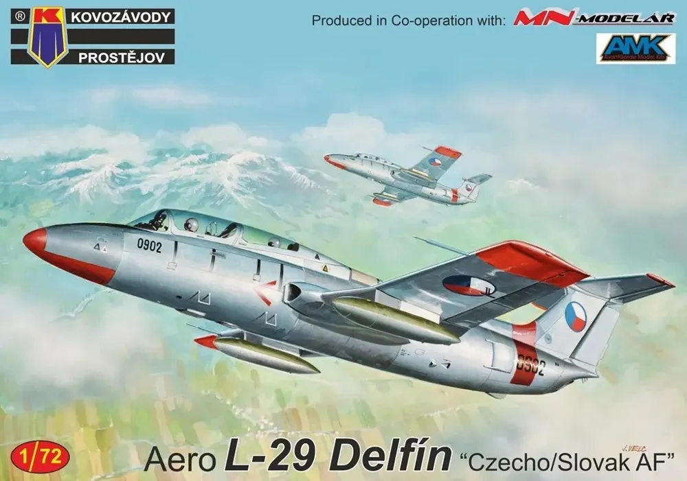 Krabice stavebnice Kovozávody Prostějov KPM0458 Aero L-29 Delfín v měřítku 1/72