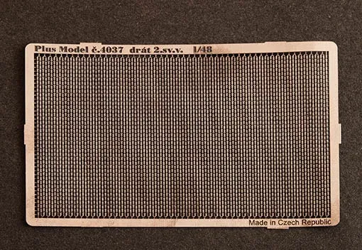 Plus Model 4037 ostnatý drát 2. světová válka v měřítku 1/48 pro diorámata