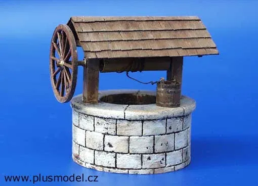Resinová sada Plus Model 016 studna s rumpálem v měřítku 1/35 pro diorámata