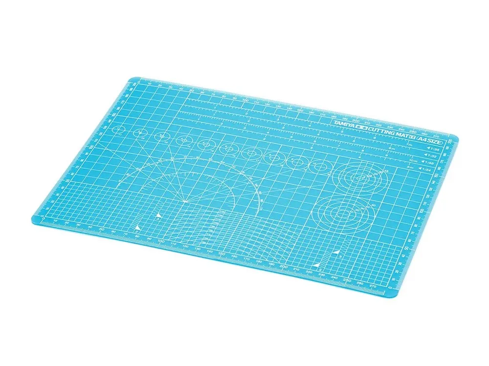 Modrá řezací podložka Tamiya 74149 Cutting Mat ve formátu A4