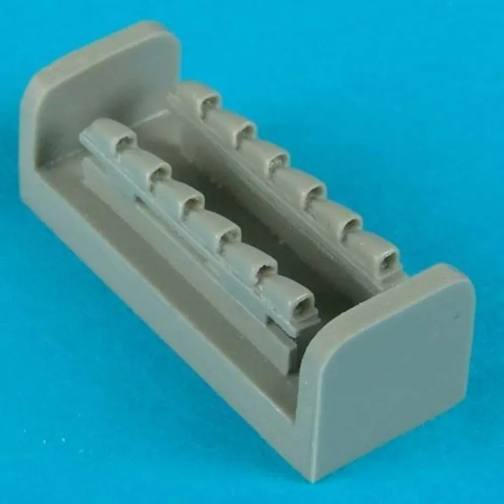 Resinová sada výfuků Quickboost QB72071 pro Bf 109G 1/72 od Fine Molds