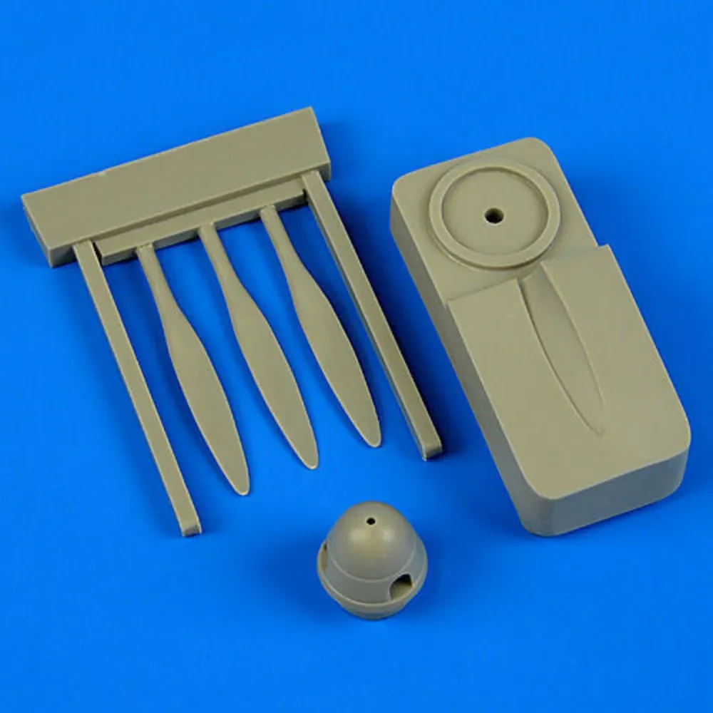 Resinová vrtule Quickboost QB72431 pro Arado Ar 196 v měřítku 1/72 s přípravkem