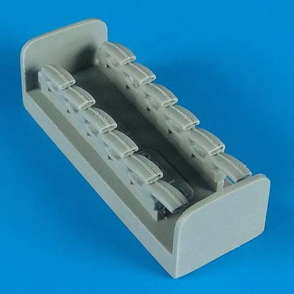 Sada výfuků Quickboost QB32023 pro model Bf 109E v měřítku 1/32 (Hasegawa)