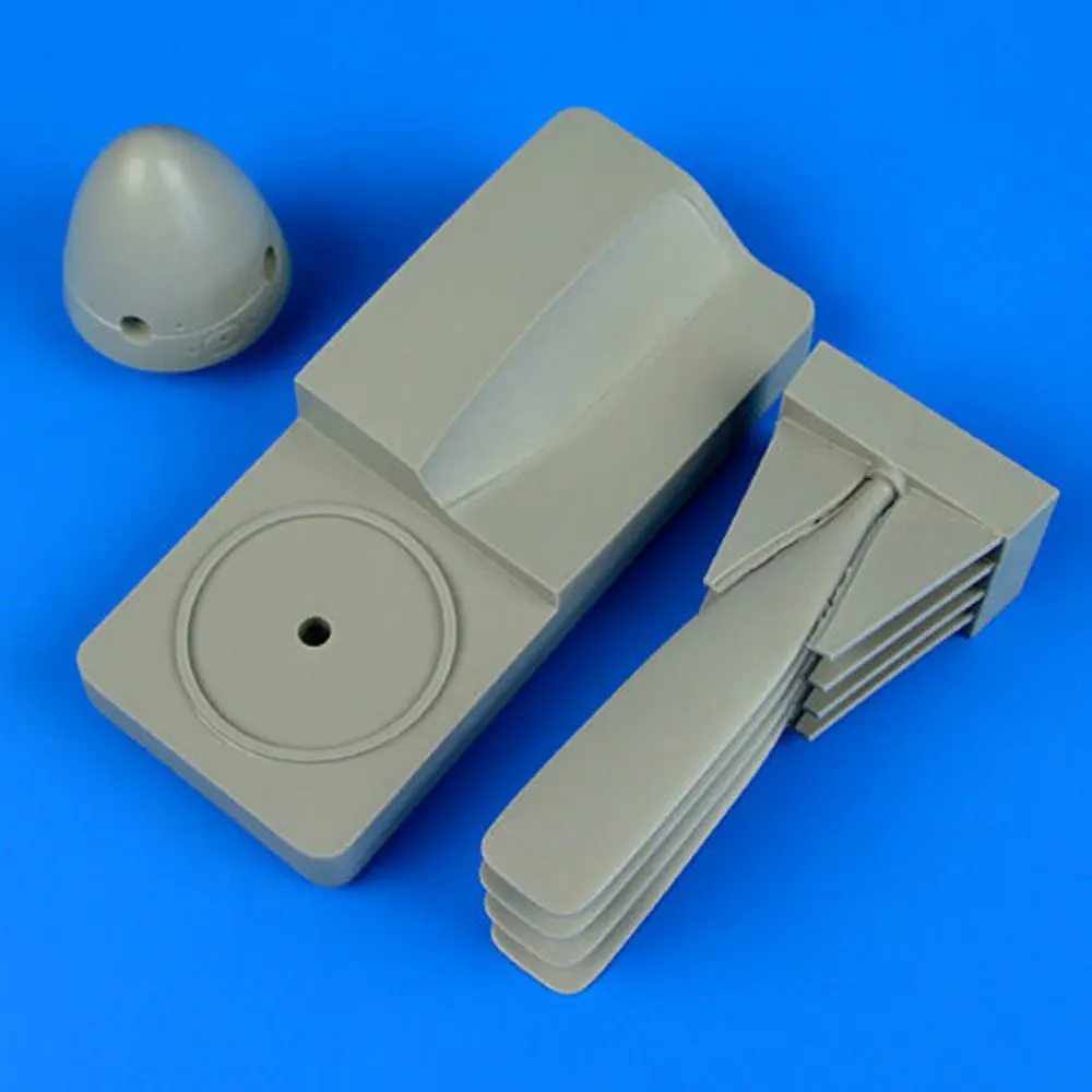 Resinová vrtule Quickboost QB32144 pro P-51D/K Mustang v měřítku 1/32 s přípravkem