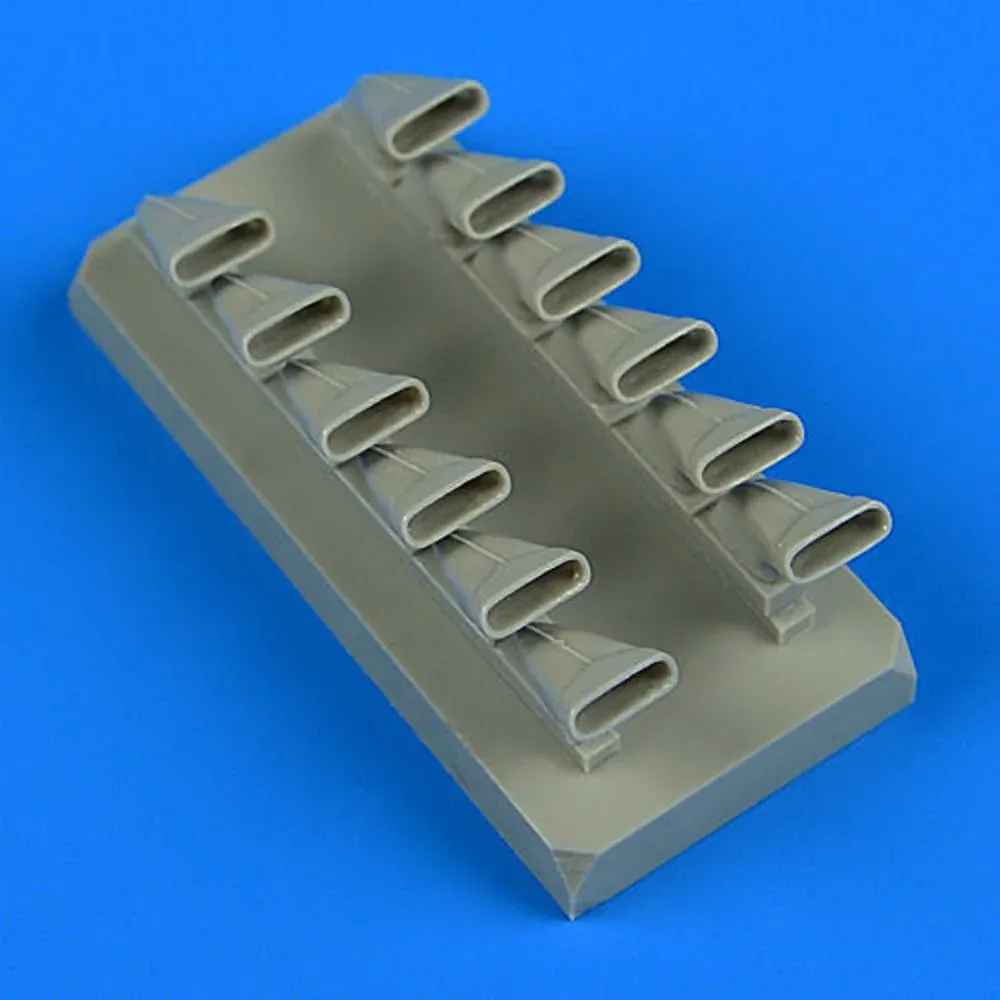 Resinové výfuky fishtail Quickboost QB32192 pro Spitfire Mk. IX v měřítku 1/32