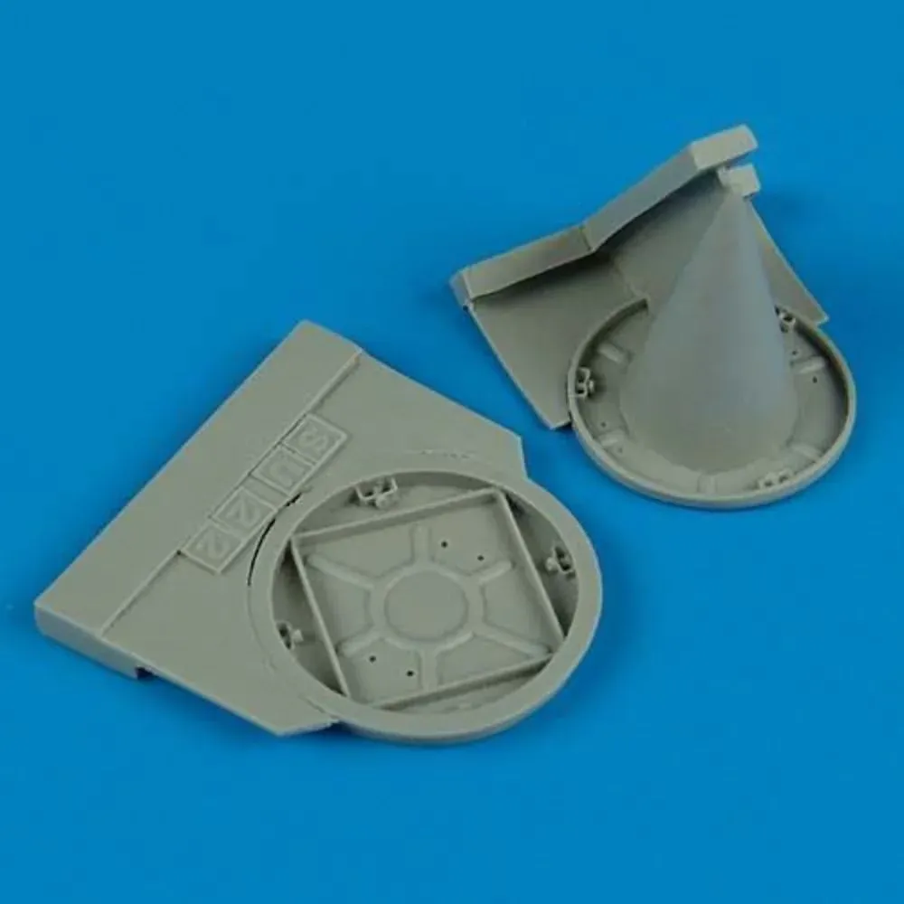 Quickboost QB48326 kryty výfuku a vstupů vzduchu pro Su-22M4 v měřítku 1/48