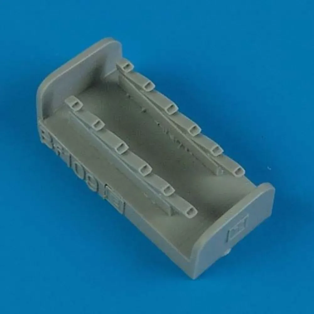 Sada výfuků Quickboost QB48375 pro model Bf 109E v měřítku 1/48 (Airfix)