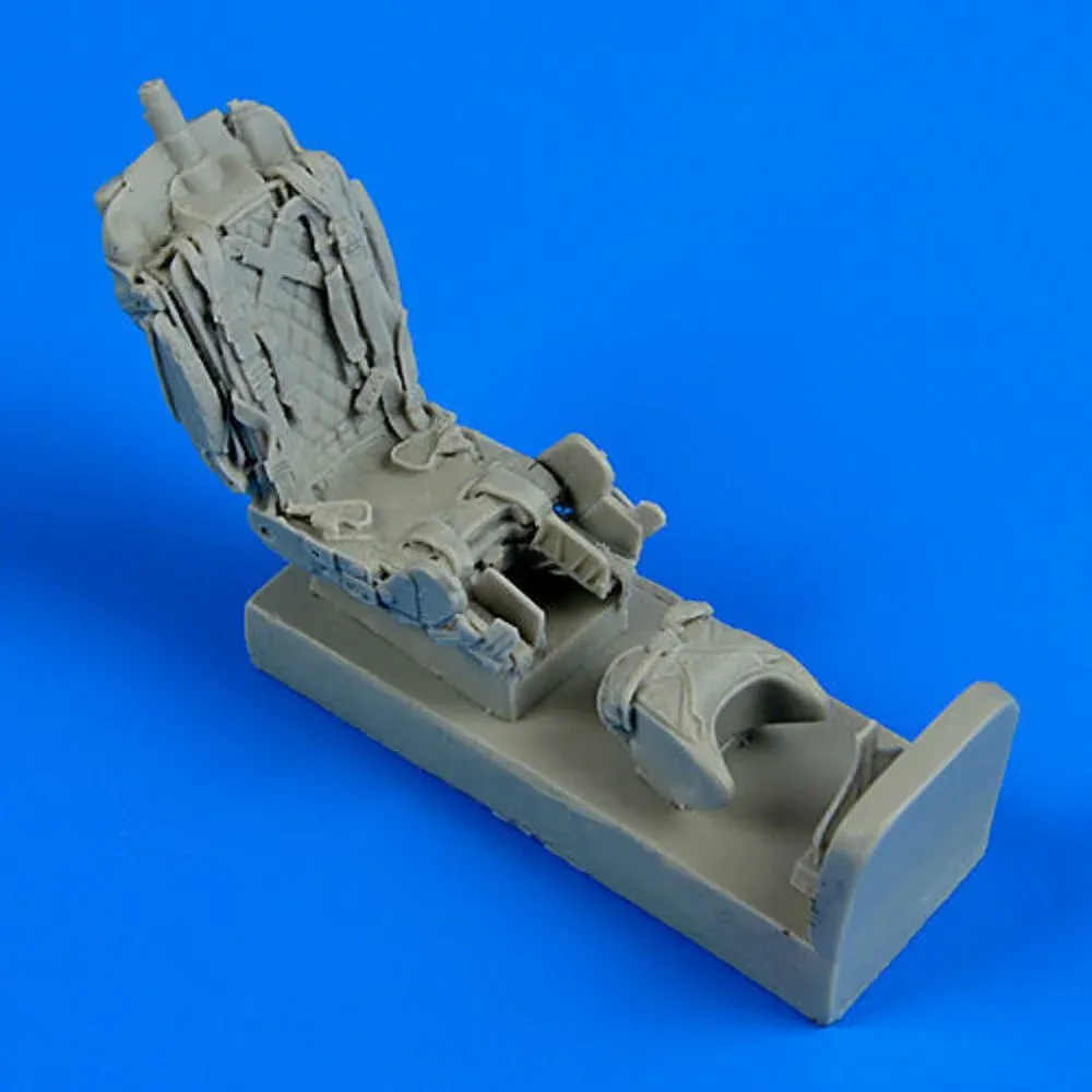 Resinová vystřelovací sedačka Aires Quickboost QB48596 s pásy pro MiG-23 Flogger v měřítku 1/48