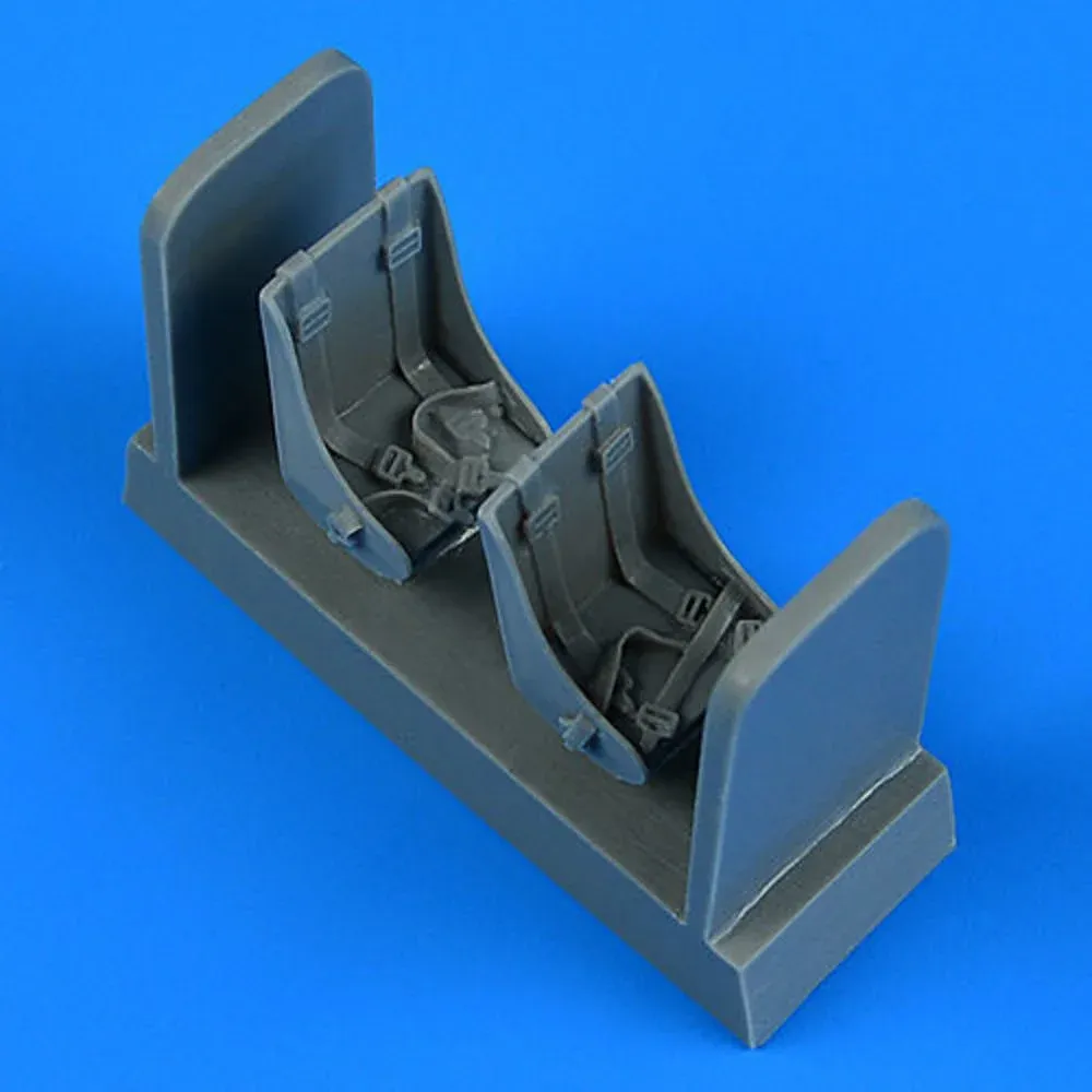 Resinové sedadlo s bezpečnostními pásy Aires Quickboost QB48946 pro Fokker G-1 1/48