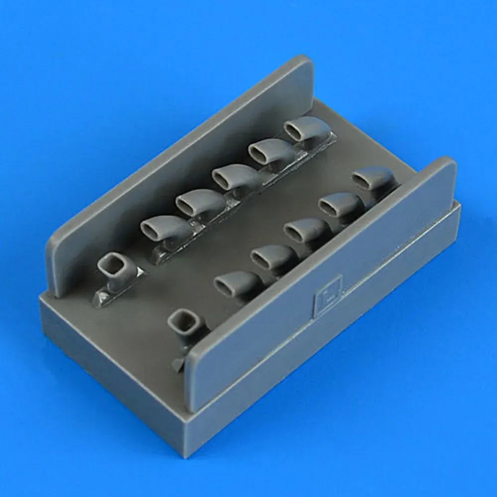Resinové výfuky Quickboost QB48980 pro model IL-2 v měřítku 1/48 od Zvezdy