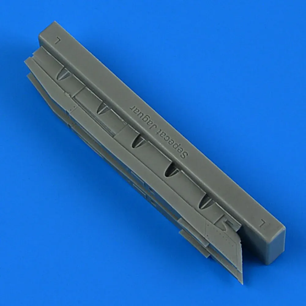 Resinové horní závěsníky Quickboost QB49167 pro Sepecat Jaguar GR.1/GR.1a v měřítku 1/48