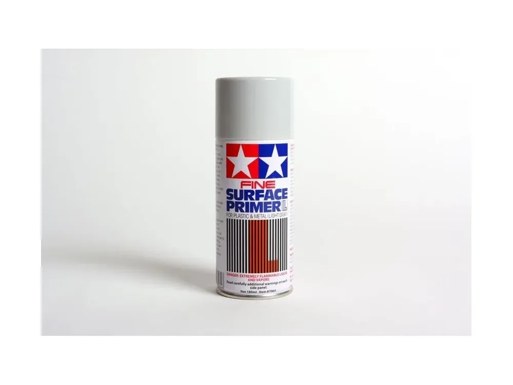 Sprej základové barvy Tamiya 87064 Fine Surface Primer L světle šedý 180 ml
