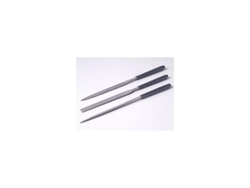 Modelářský pilník Tamiya 74046 Basic File Medium Double-Cut se středně hrubým zoubkováním
