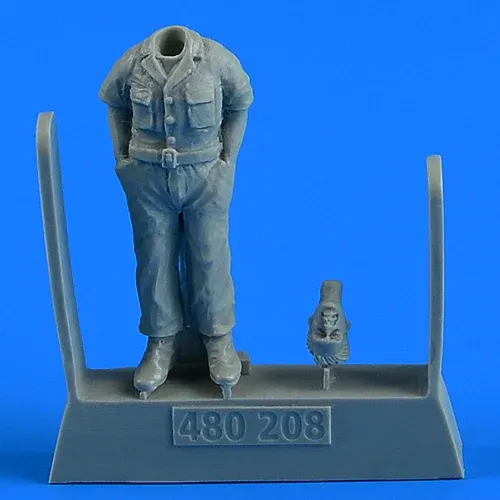 Figurka Aires Aerobonus 480208 letecký mechanik USAAF 1/48 v balení