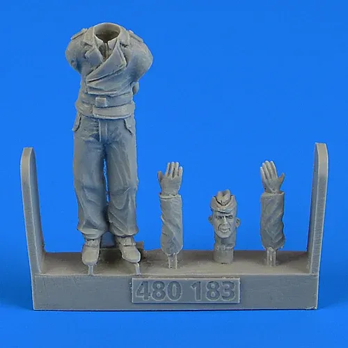 Figurka Aires 480183 německý tankista 2. sv. války, Trooper A, měřítko 1/48