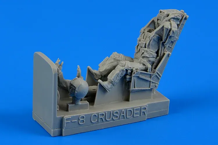 Aires 480075 figurka pilota US Navy s vystřelovacím sedadlem pro F-8 Crusader v měřítku 1/48