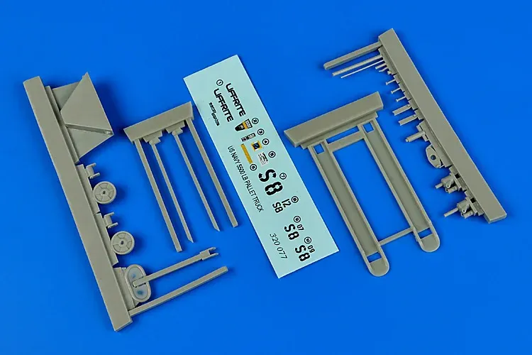 Detailní doplněk Aires 320077 US Navy paletový vozík 5 500 Lb v měřítku 1/32