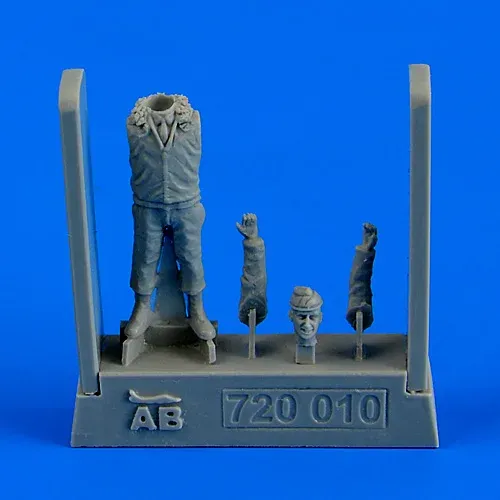 Figurka Aires 720010 pilot U.S.A.F. z Korejské války v měřítku 1/72
