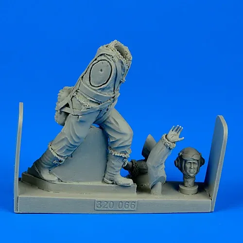 Figurka Aires 320066 pilot R.A.F. 2. světová válka v měřítku 1/32