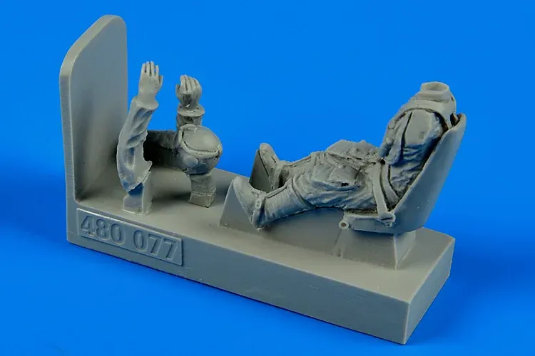 Aires 480077 figurka pilota Luftwaffe se sedačkou pro Bf 109E v měřítku 1/48