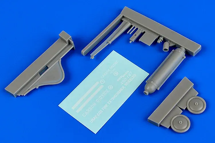 Aires 480147 pojízdný hasicí přístroj CO2 50 lb USAF Flightline v měřítku 1/48