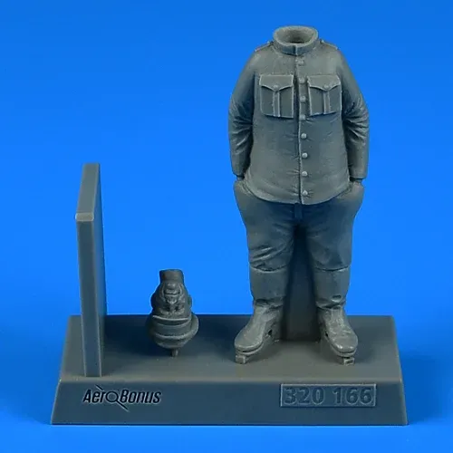 Figurka Aires 320166 1/32 německý nebo rakousko-uherský pilot 1. světové války