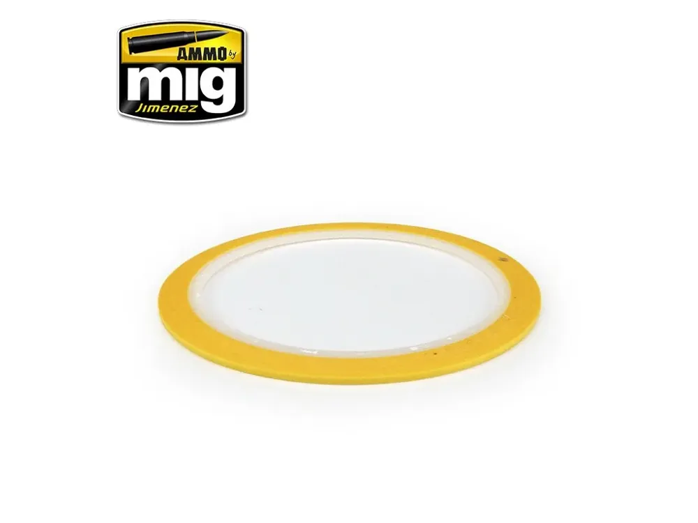 Role maskovací pásky AMMO Mig 8038 Masking Tape #1, šířka 2 mm, délka 25 m