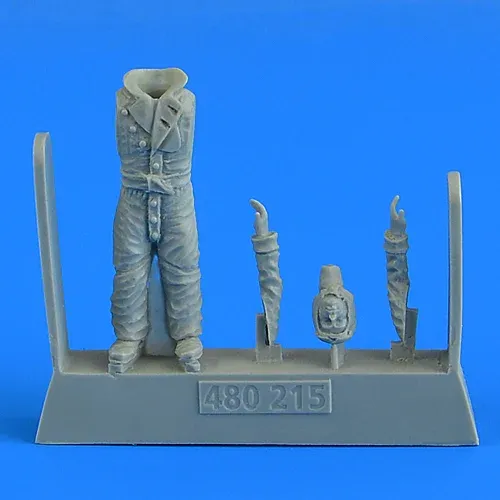 Resinová figurka Aires 480215 pilot Royal Flying Corps (RFC) v měřítku 1/48