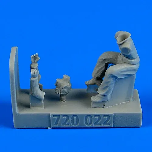 Figurka Aires 720022 řidič motocyklu RAF v měřítku 1/72