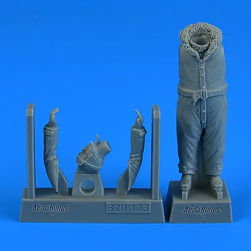 Figurka Aires 320173 německý nebo rakousko-uherský pilot WWI v měřítku 1/32