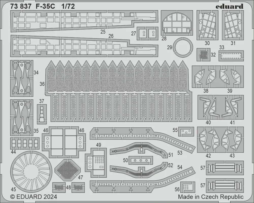 Barevné fotolepty Eduard 73837 F-35C v měřítku 1/72 na leptaném plátu