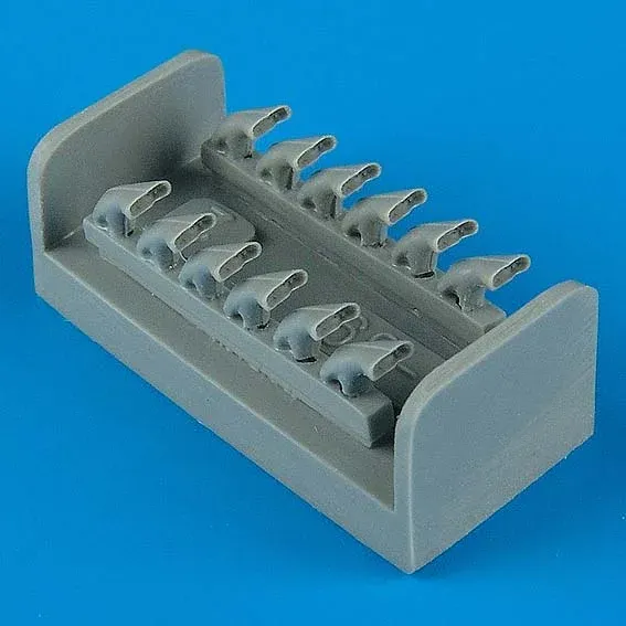 Resinové výfuky Quickboost QB48092 pro model P-39Q/N 1/48 Hasegawa