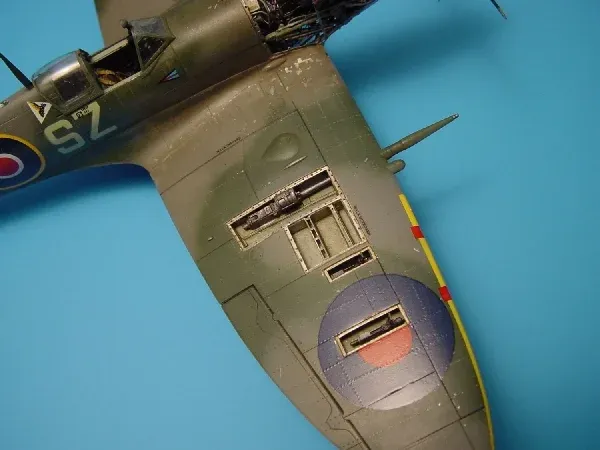 Resinová sada Aires 4244 Spitfire Mk. IXc zbraňové prostory v měřítku 1/48