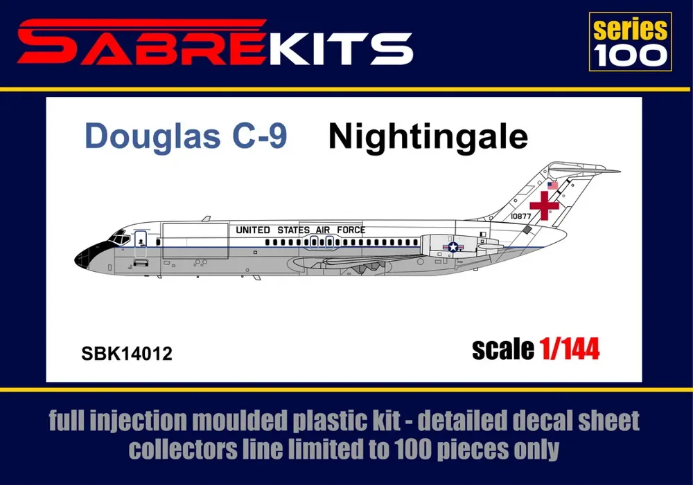 Krabice plastikové stavebnice Sabre Kits Douglas C-9 Nightingale v měřítku 1/144