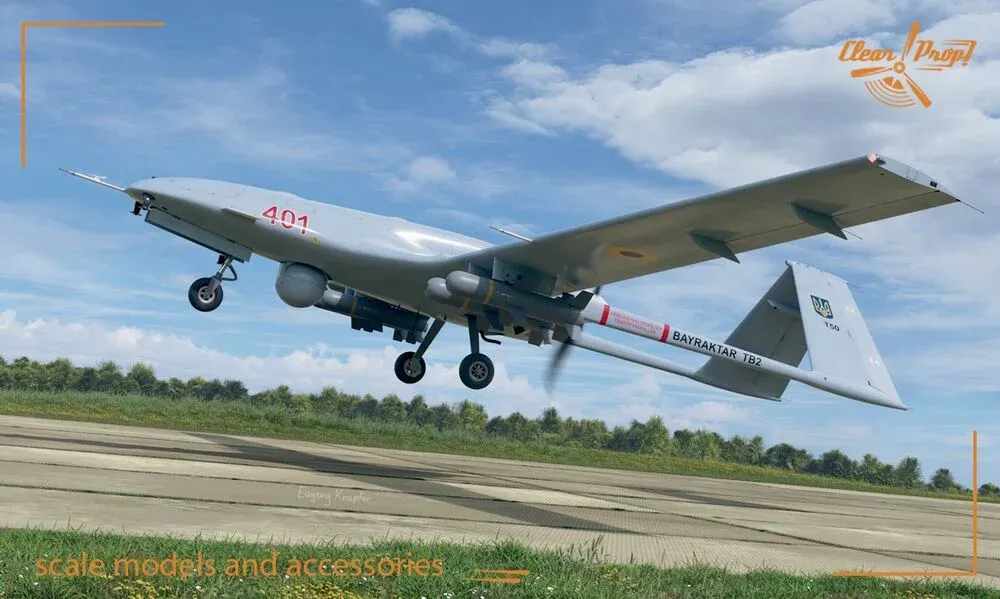 Krabice plastikové stavebnice Clear Prop CP4809 TB.2 bezpilotní prostředek v měřítku 1/48