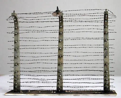 Plus Model 358 plot z ostnatého drátu 1/35 — resinové díly a aršík fotoleptů