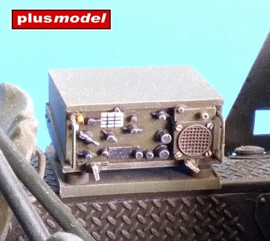 Plus Model Easy Line EL023 americká vysílačka Vietnam v měřítku 1/35, dva díly