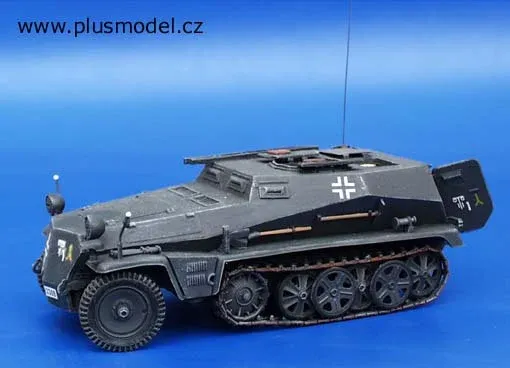 Konverzní sada Plus Model 112 Sd.Kfz. 253 Beobachtungskraftwagen 1/35 – resinové díly a fotolepty
