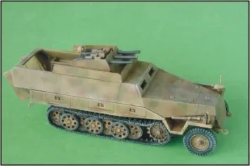 Resinové díly konverzní sady CMK 2015 Sd.Kfz.251/22 Ausf.D Drilling v měřítku 1/72