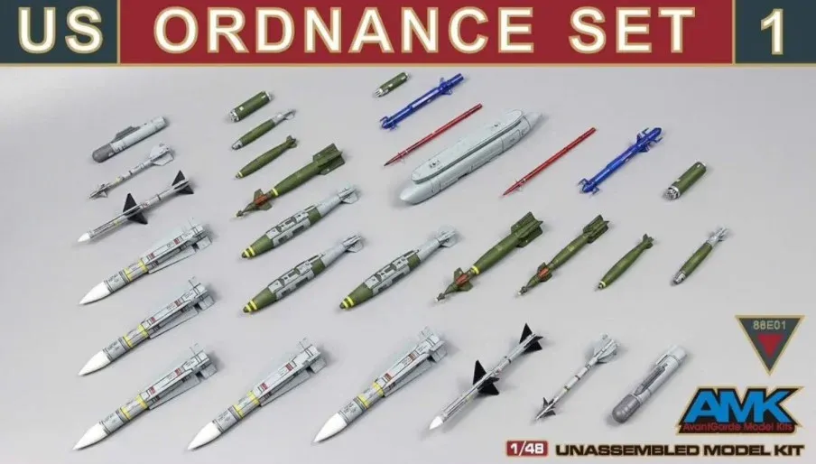 Plastikové díly sady letecké výzbroje AMK 88E01 US Ordnance Set 1 v měřítku 1/48
