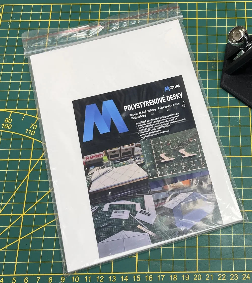 Modelna PD005 polystyrenová deska A5 o tloušťce 2 mm pro modelářský scratchbuilding