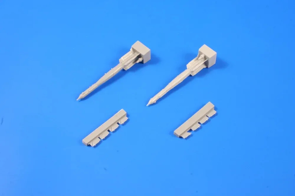 Resinová sada CMK 4315 GBU-12 Paveway II 1/48, dvě laserem naváděné pumy pro modely letadel
