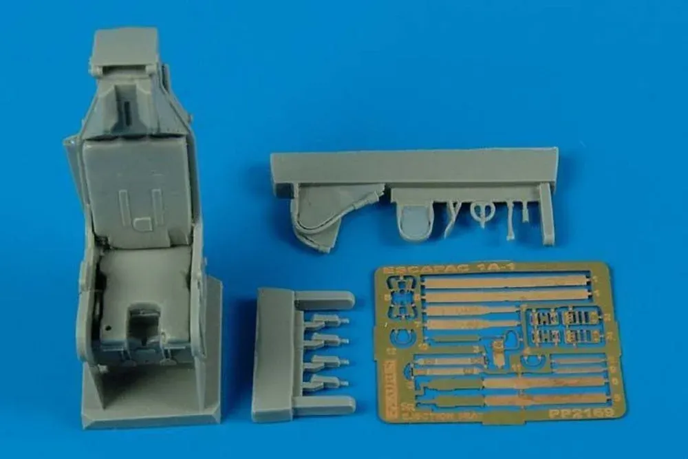 Detailní doplněk Aires 2169 vystřelovací sedačka ESCAPAC 1A-1 v měřítku 1/32