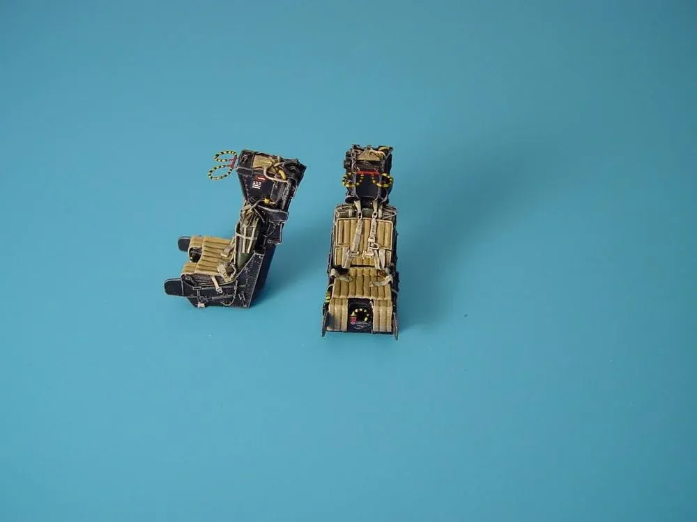 Resinové vystřelovací sedačky Aires 4143 M. B. GRU 7A pro F-14A/B v měřítku 1/48