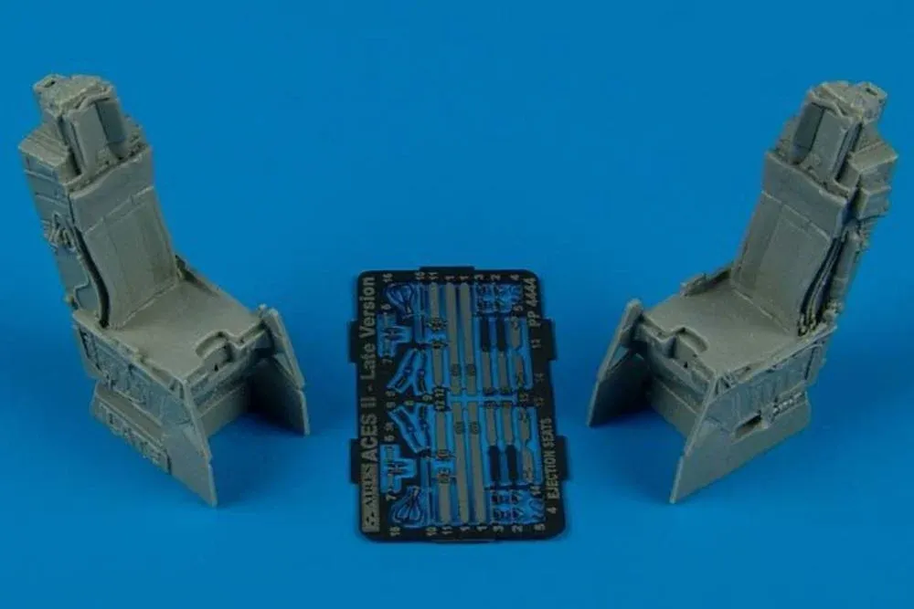 Resinové vystřelovací sedačky Aires 4444 ACES II pozdní verze v měřítku 1/48