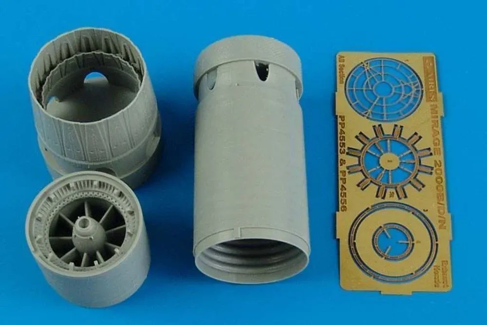 Resinová výfuková tryska Aires 4553 pro Mirage 2000 v měřítku 1/48, otevřená poloha